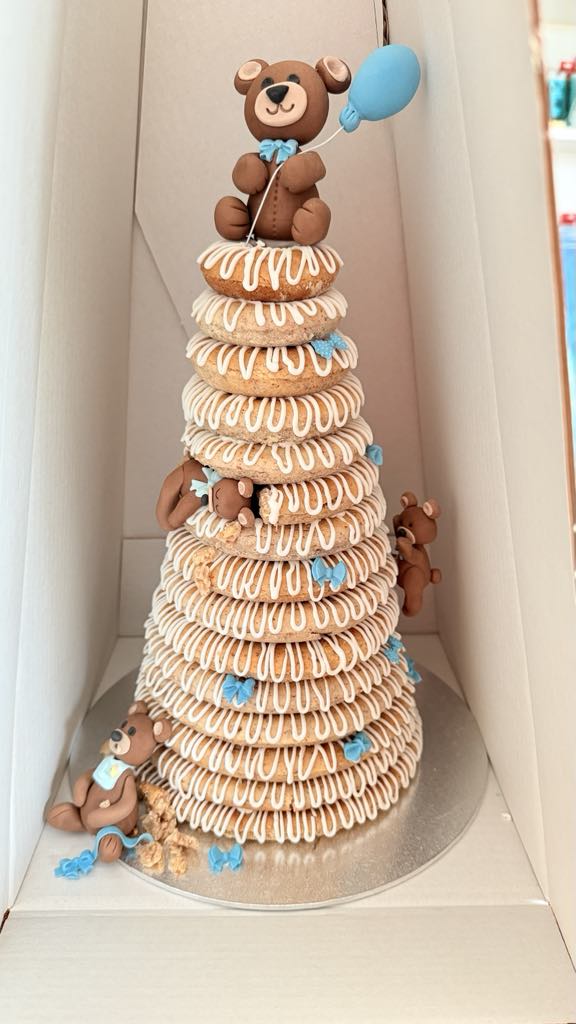 Kransekake med bamser - til barnedåp eller barneselskap