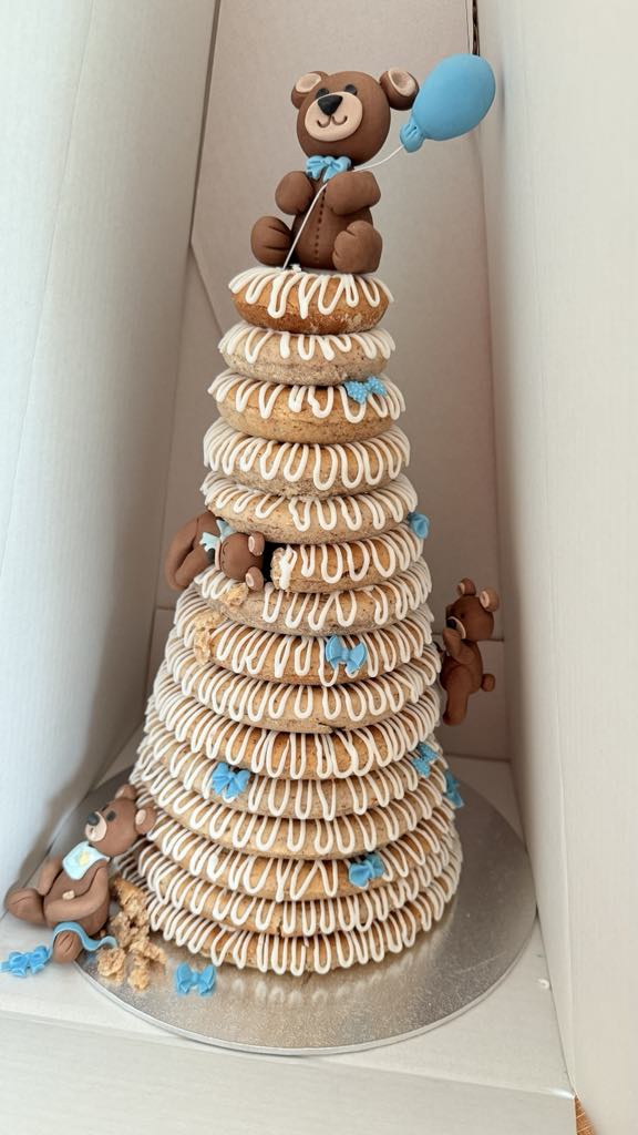 Kransekake med bamser - til barnedåp eller barneselskap