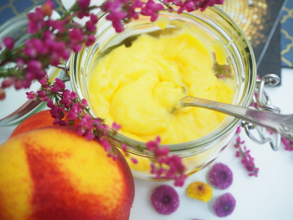 Nektarinfyll til makroner – nektarincurd - Tove Holter