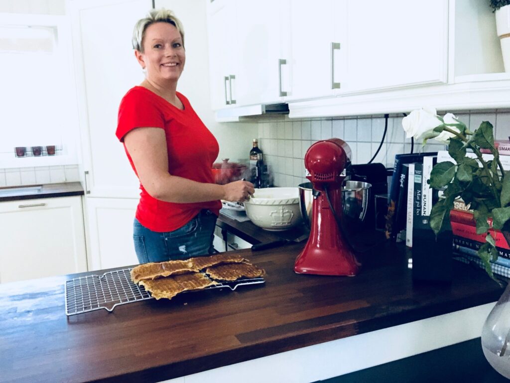 Vaniljevafler-vaffelhjerter-oppskrift-vaffel-vaffeloppskrift-idefull-inspirert-av-tove-holter